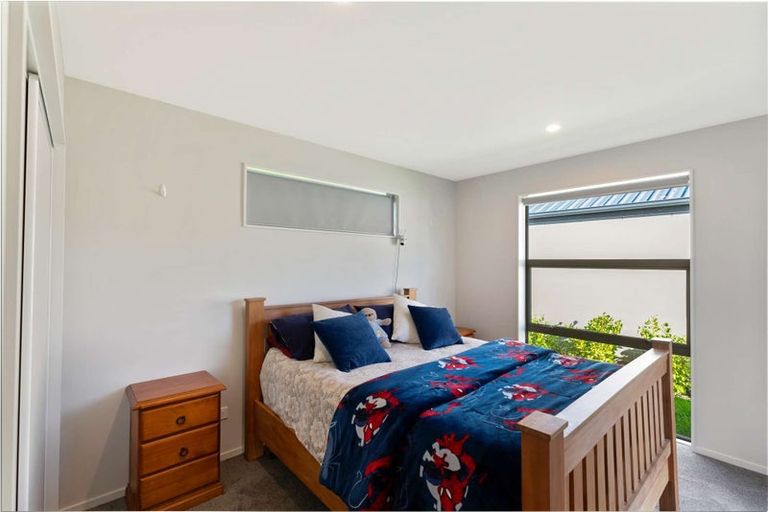 Photo of property in 8/3 Nyoli Street, Northcote, Christchurch, 8052