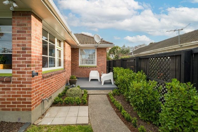 Photo of property in 1/31a Worthy Street, Ilam, Christchurch, 8041