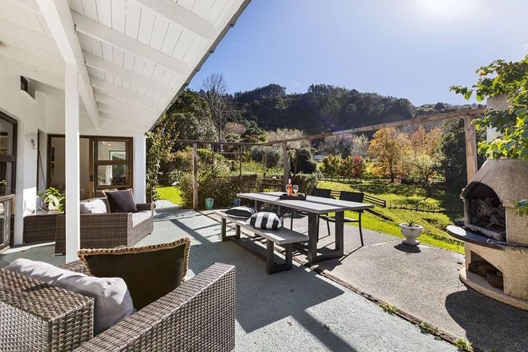 Photo of property in 101 Smith Road, Matakana, Warkworth, 0985