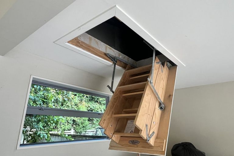 Photo of property in 21a Lyons Avenue, Murrays Bay, Auckland, 0630