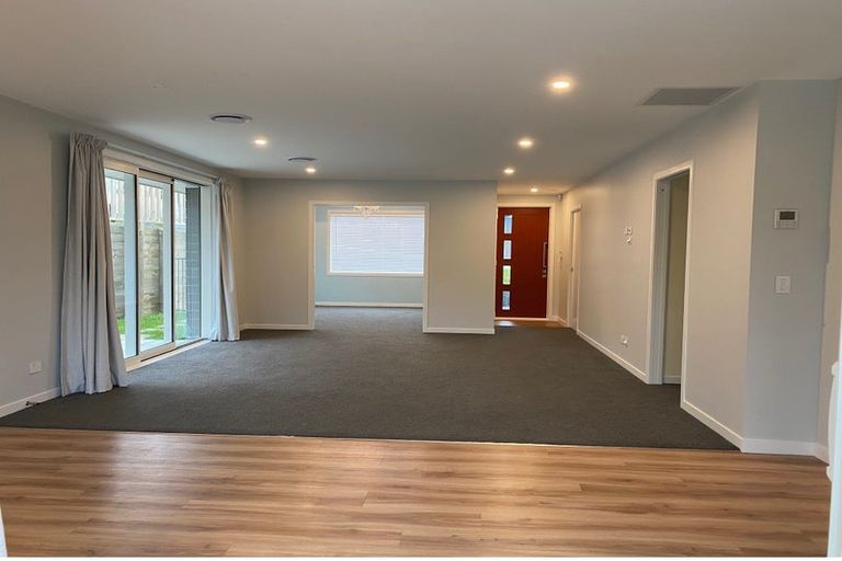 Photo of property in 12 Topsail Way, Whitby, Porirua, 5024