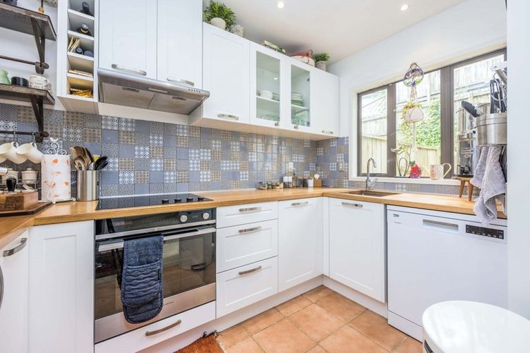 Photo of property in The Grange, 10/92 Bush Road, Albany, Auckland, 0632