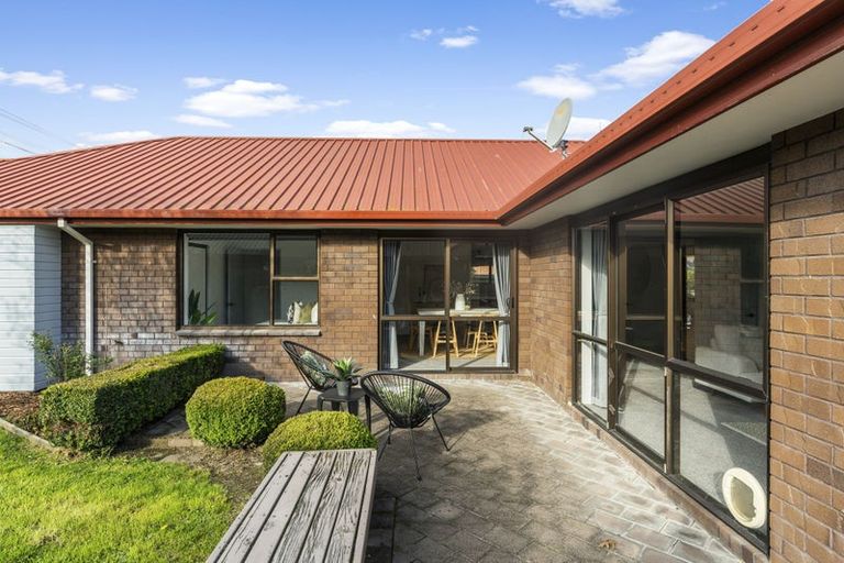 Photo of property in 53 Kedleston Drive, Avonhead, Christchurch, 8042