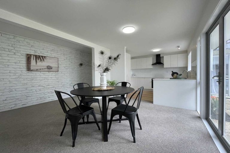 Photo of property in 40 Rothesay Place, Dinsdale, Hamilton, 3204