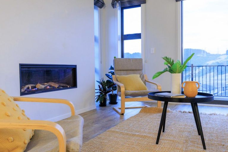 Photo of property in 6 Atherton Terrace, Churton Park, Wellington, 6037