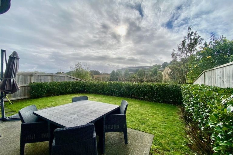 Photo of property in 10 Paddock Lane, Pukekohe, 2120