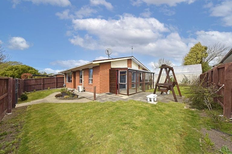 Photo of property in 3 Ansonby Street, Russley, Christchurch, 8042