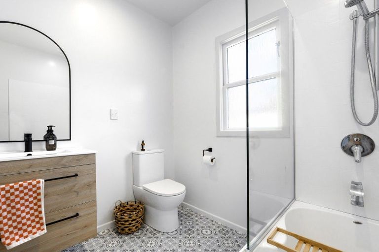 Photo of property in 17 Williams Street, Tauranga, 3110