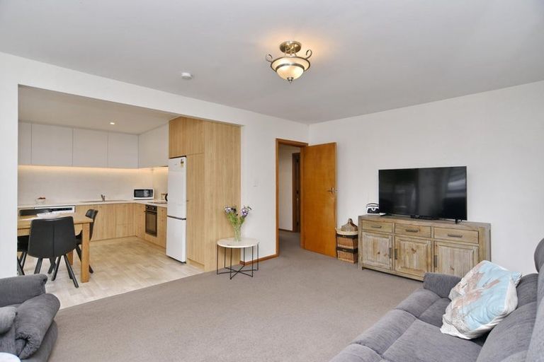 Photo of property in 1/36 Dee Street, St Albans, Christchurch, 8014