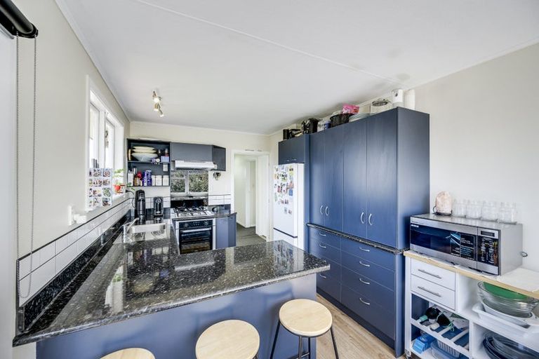 Photo of property in 7 Frickleton Street, Taradale, Napier, 4112