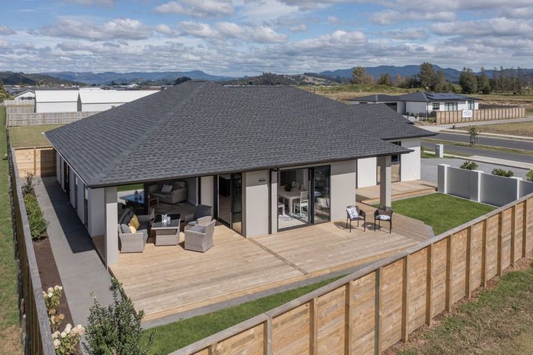 Photo of property in 168 Kupe Drive, Whitianga, 3510