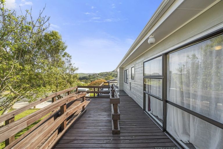 Photo of property in 218 Staithes Drive South, Whitby, Porirua, 5024
