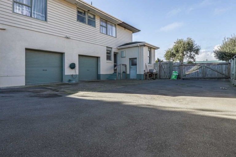 Photo of property in 184 Manly Street, Paraparaumu Beach, Paraparaumu, 5032