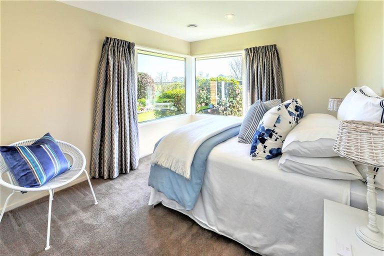 Photo of property in 90 Roydon Drive, Templeton, Christchurch, 8042