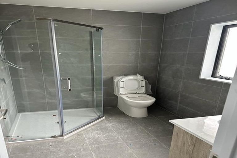 Photo of property in 6 Nagra Lane, Papakura, 2110