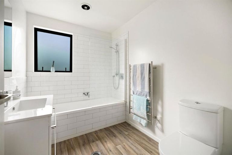 Photo of property in 11 Toni's Terrace, Lower Shotover, Queenstown, 9304