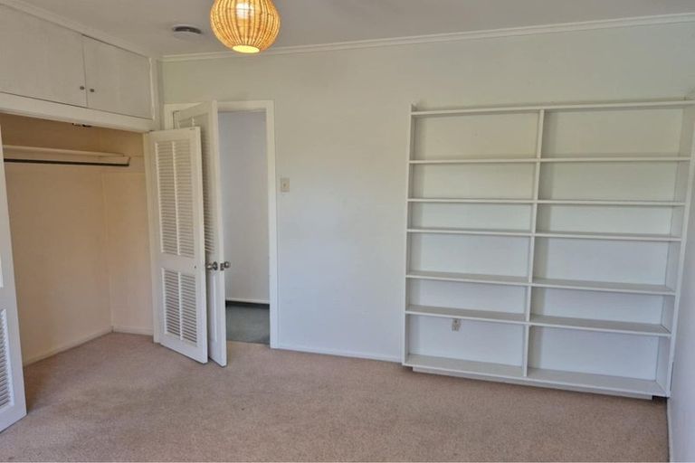 Photo of property in 2/36 Mcintyre Road, Mangere Bridge, Auckland, 2022