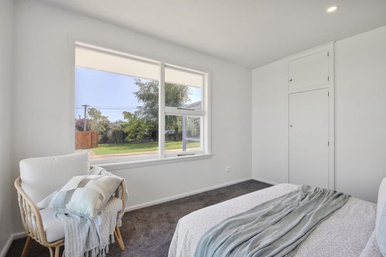 Photo of property in 28 Sylvia Street, Parklands, Christchurch, 8083
