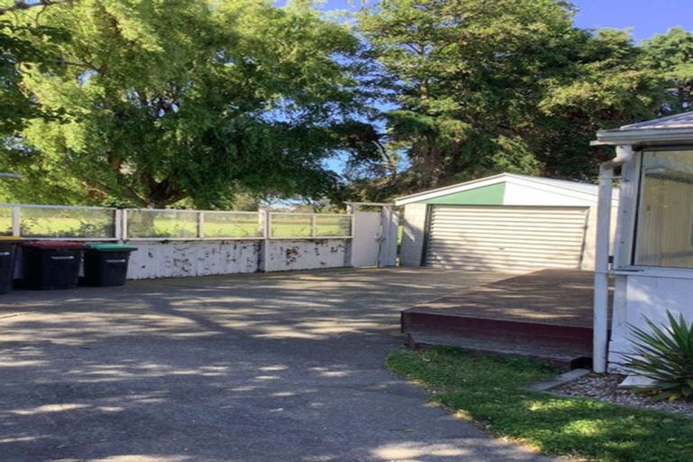 Photo of property in 72 Waratah Street, Avondale, Christchurch, 8061