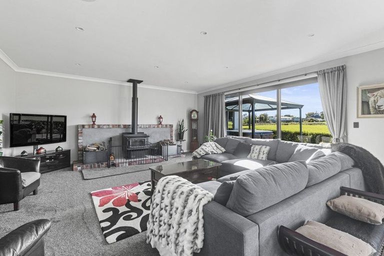 Photo of property in 10 Hanalin Drive, Marton, 4710