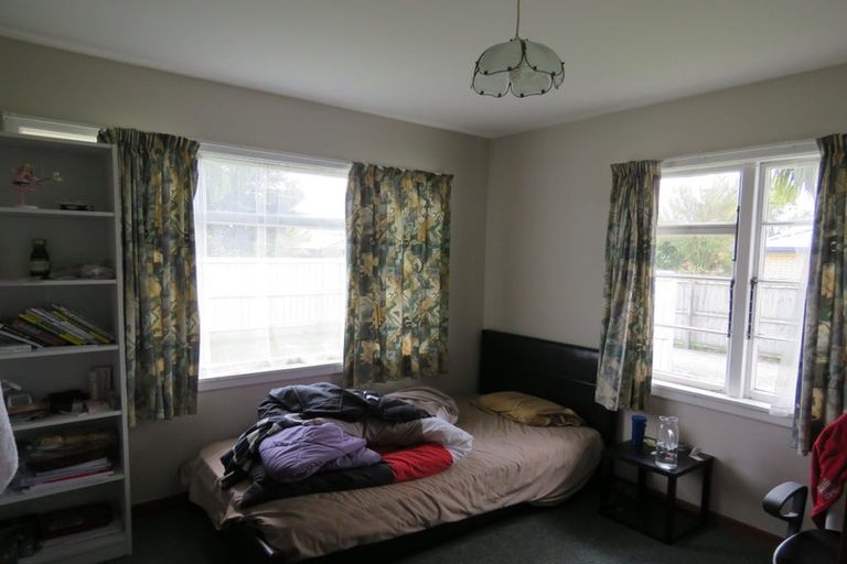 Photo of property in 52 Waimairi Road, Upper Riccarton, Christchurch, 8041