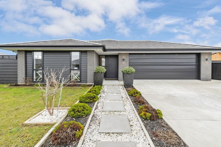 Photo of property in 9 Cedric Place, Darfield, 7510