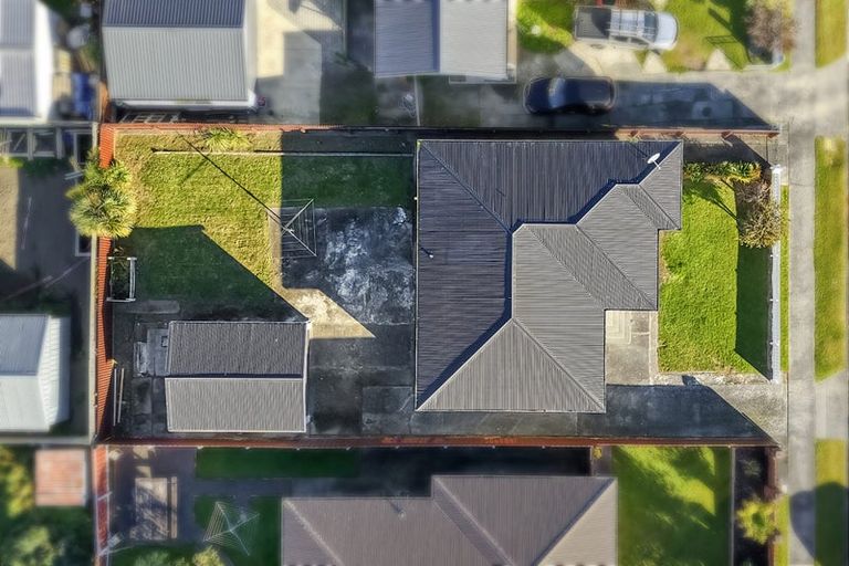 Photo of property in 40 Momona Street, Wainuiomata, Lower Hutt, 5014