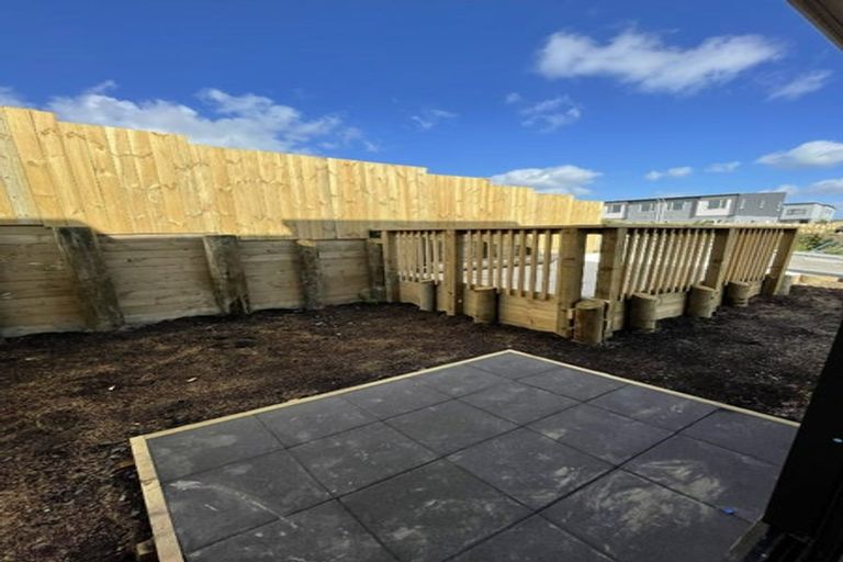 Photo of property in 19a Poruru Close, Papakura, 2110