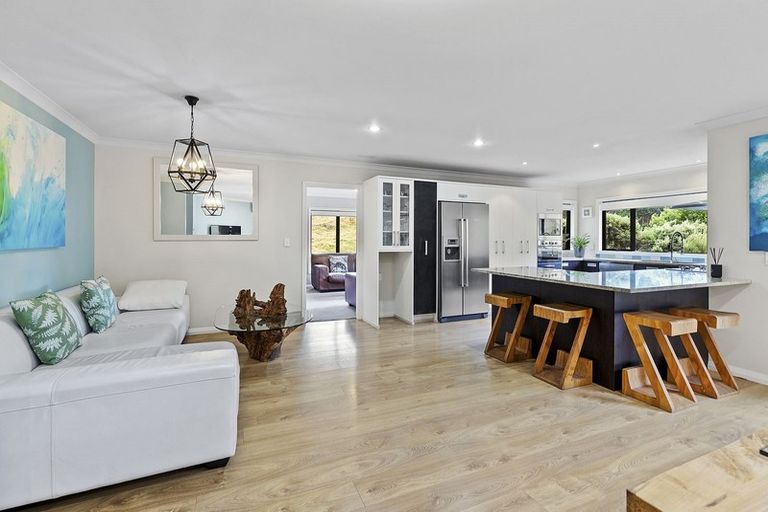 Photo of property in 499 South Makara Road, Makara, Karori, 6972