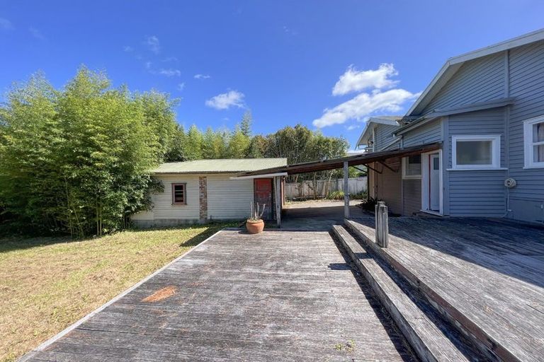 Photo of property in 296 Great North Road, Henderson, Auckland, 0612