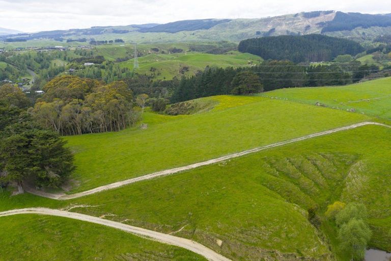 Photo of property in 158 Pahiatua Aokautere Road, Aokautere, 4471