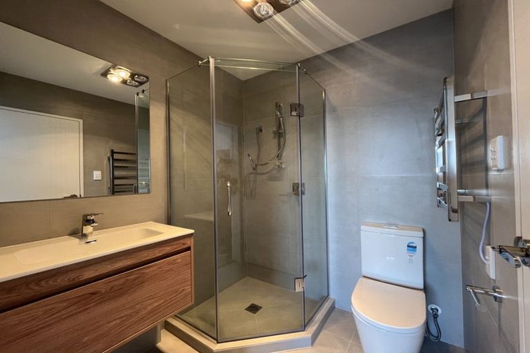 Photo of property in 7/28 Lavelle Road, Henderson, Auckland, 0612