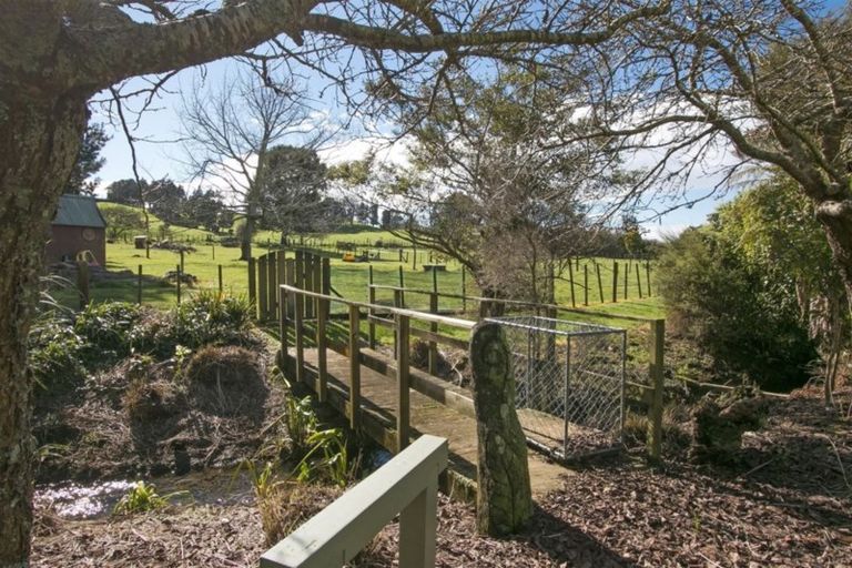 Photo of property in 381 Waihi Beach Road, Waihi, 3681