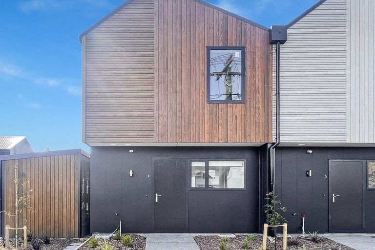 Photo of property in 4/6 Trent Street, Linwood, Christchurch, 8011