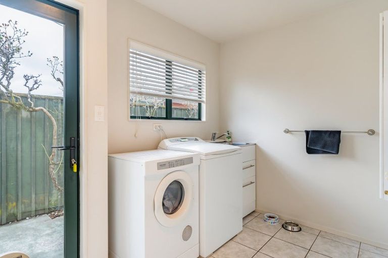 Photo of property in 59 Hautana Street, Woburn, Lower Hutt, 5010