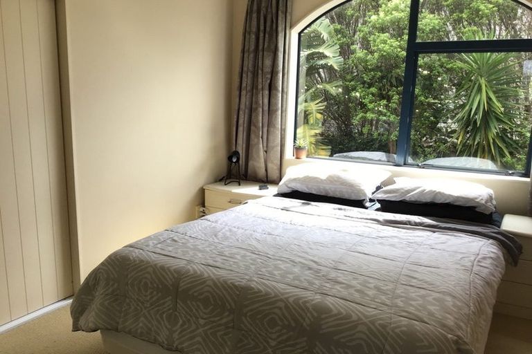 Photo of property in 46 Ballymore Drive, Pinehill, Auckland, 0632