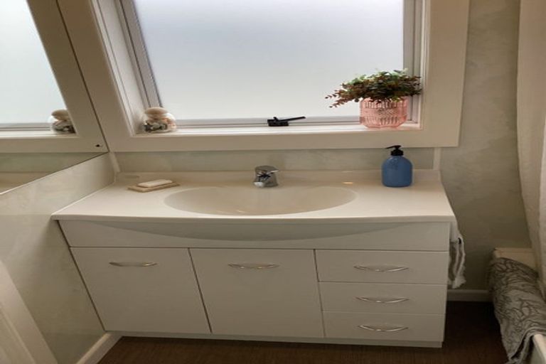 Photo of property in 2 Mowhanau Drive, Kai Iwi, Whanganui, 4574