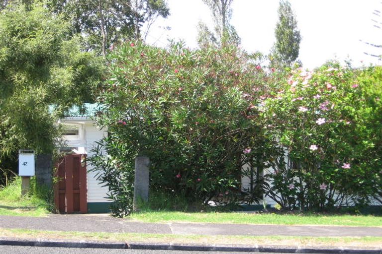 Photo of property in 42 Parker Avenue, New Lynn, Auckland, 0600