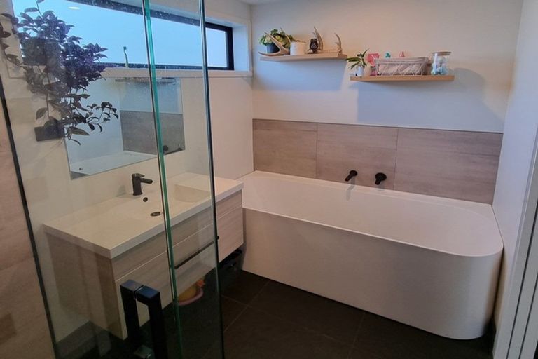 Photo of property in 3 Eureka Street, Wanaka, 9305