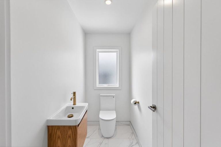 Photo of property in 2 Mohaka Street, Poraiti, 4112