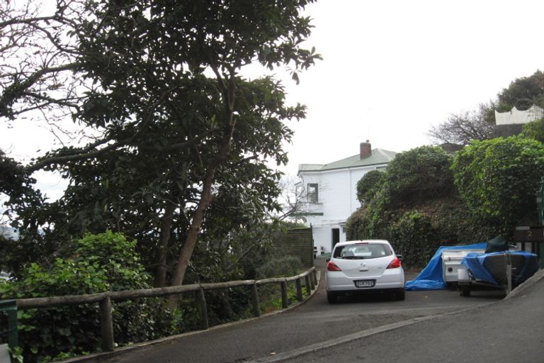 Photo of property in 2 Kowhai Road, Bluff Hill, Napier, 4110