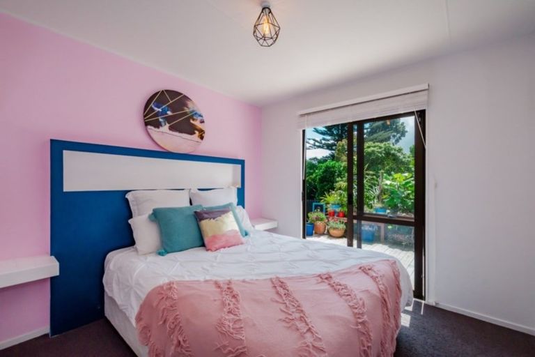 Photo of property in 3b Campion Road, Waikanae Beach, Waikanae, 5036