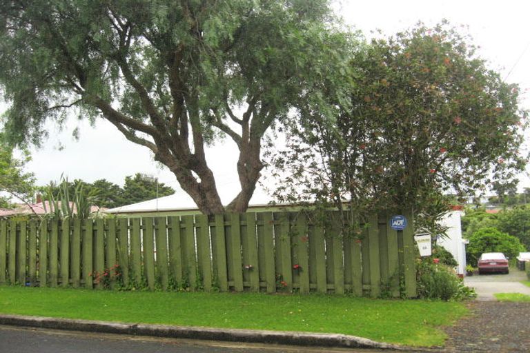 Photo of property in 23 George Point Road, Onerahi, Whangarei, 0110