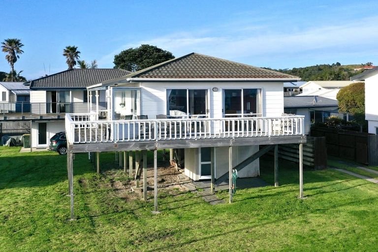 Photo of property in 114 Ocean Road, Ohope, 3121