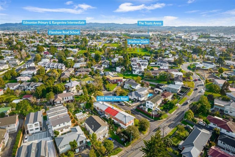 Photo of property in 2/61 Royal View Road, Te Atatu South, Auckland, 0610