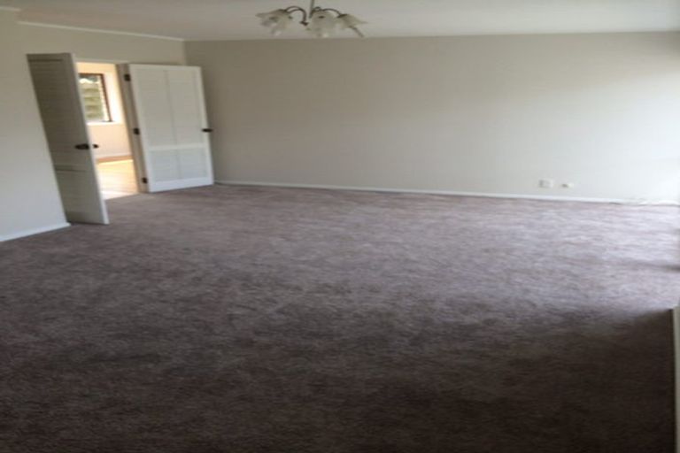 Photo of property in 34 Priestley Drive, Bucklands Beach, Auckland, 2014