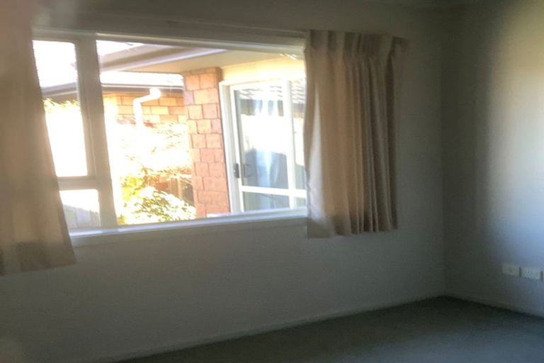 Photo of property in Henry Russell Estate, 21/36 Belgrove Drive, Waipukurau, 4200