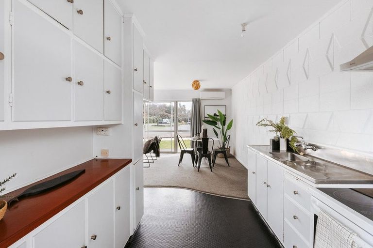 Photo of property in 4/41 Kawaka Street, Mount Maunganui, 3116