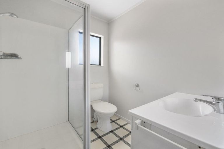 Photo of property in 8 Ranginui Road, Welcome Bay, Tauranga, 3112