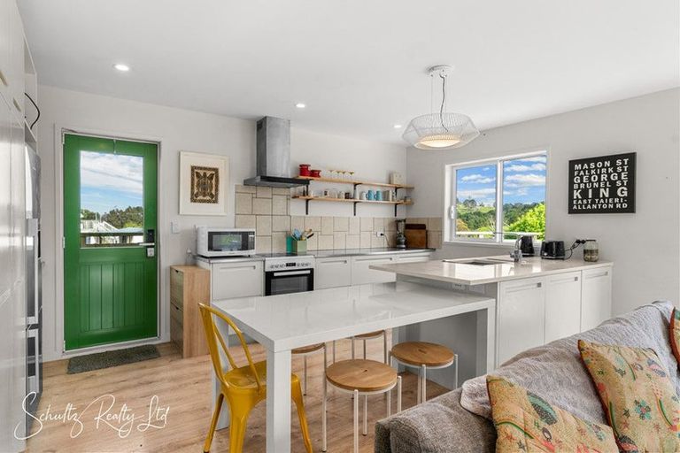 Photo of property in 15 Ash Grove, Maungaturoto, 0520